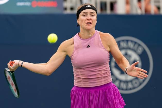 TORONTO, ON - AUGUST 08: Elina Svitolina of Ukraine hits a shot during her second round match of the National Bank Open, part of the WTA, Tennis Damen Tour, at Sobeys Stadium on August 8, 2024 in Toronto, Canada. (Photo by Julian Avram Icon Sportswire) TENNIS: AUG 08 National Bank Open EDITORIAL USE ONLY Icon2408080016