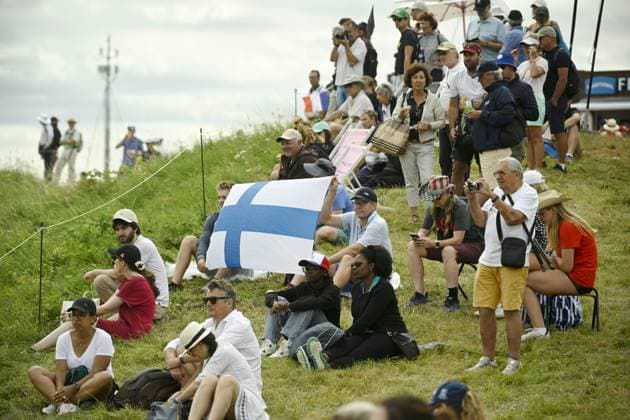 Fans of Finland during women s individual stroke play of golf at the Paris Summer Olympic Games, Olympische Spiele, Olympia, OS in Le Golf National on August 9, 2024. Paris France LKFTJK20240809122712KFOV  Copyright: xAnttixAimo-Koivistox LKFTJK20240809122712KFOV
