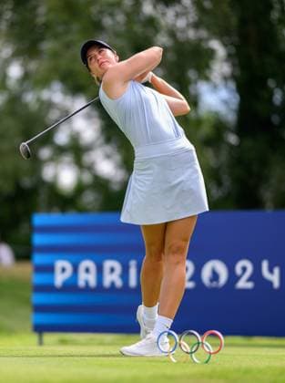 240809 Linn Grant of Sweden competes in women s individual golf round 3 during day 14 of the Paris 2024 Olympic Games, Olympische Spiele, Olympia, OS on August 9, 2024 in Paris. Photo: Ludvig Thunman BILDBYRAN kod LT LT0665 golf olympic games olympics os ol olympiska spel olympiske leker paris 2024 paris-os paris-ol 14 bbeng sverige Copyright: LUDVIGxTHUNMAN BB240809LT024