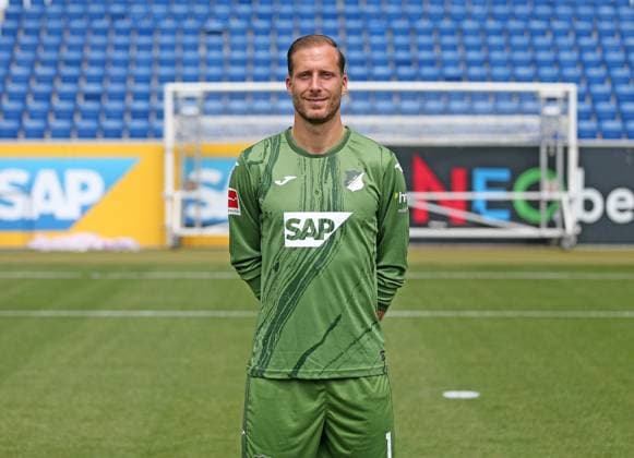 Oliver Baumann , TSG 1899 Hoffenheim . Porträttermin TSG 1899 Hoffenheim 2024-2025 . Sinsheim, GER, 07.08.2024 ,Fussball 1. Bundesliga 2024 2025 . Editorial use only !