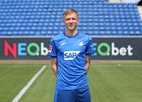 Maximilian Beier , TSG 1899 Hoffenheim . Porträttermin TSG 1899 Hoffenheim 2024-2025 . Sinsheim, GER, 07.08.2024 ,Fussball 1. Bundesliga 2024 2025 . Editorial use only !