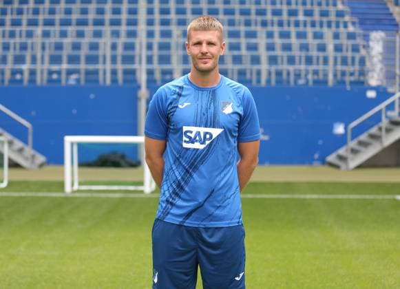 Physiotherapeut Julian Binder , TSG 1899 Hoffenheim . Porträttermin TSG 1899 Hoffenheim 2024-2025 . Sinsheim, GER, 07.08.2024 ,Fussball 1. Bundesliga 2024 2025 . Editorial use only !