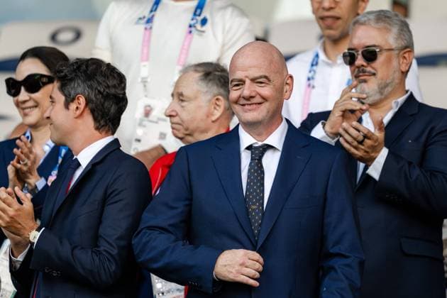 240809 France prime minister Gabriel Attal and Gianni Infantino, President of FIFA in the stands ahead of the men™s football final between France and Spain during day 14 of the Paris 2024 Olympic Games, Olympische Spiele, Olympia, OS on August 9, 2024 in Paris. Photo: Johanna Säll BILDBYRAN kod JL JL0429 fotboll football soccer fotball olympic games olympics os ol olympiska spel olympiske leker paris 2024 paris-os paris-ol 14 bbeng spanien frankrike Copyright: JOHANNAxSÄLL BB240809ZS137