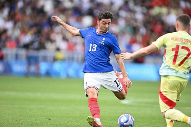 Paris 2024 - Men s Final Football - France v Spain France midfielder Joris Chotard (13) during the Men s Gold Medal match between France and Spain during the Olympic Games, Olympische Spiele, Olympia, OS Paris 2024 at Parc des Princes on August 9, 2024 in Paris, France. Photo by David Niviere ABACAPRESS.COM Paris France  Copyright: xDavidxNiviere ABACAx