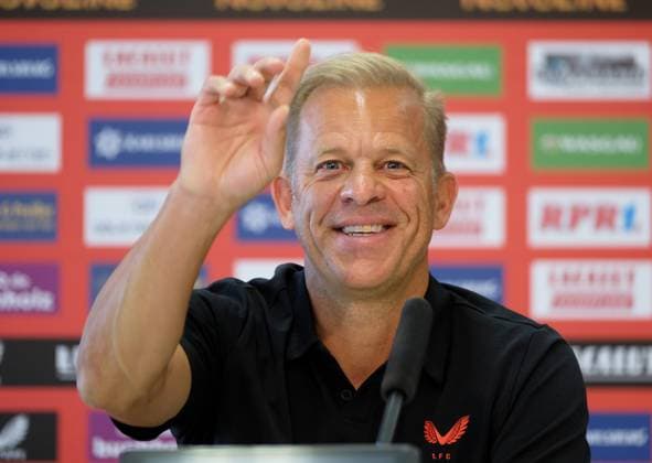 Fussball - 2. Bundesliga - Saison 2024 25 1. FC Kaiserslautern 09.08..2024 Fritz-Walter-Stadion 1. FC Kaiserslautern (fck) - SpVgg Greuther Fürth (fue) Trainer Markus ANFANG (1. FC Kaiserslautern) 1. FC Kaiserslautern