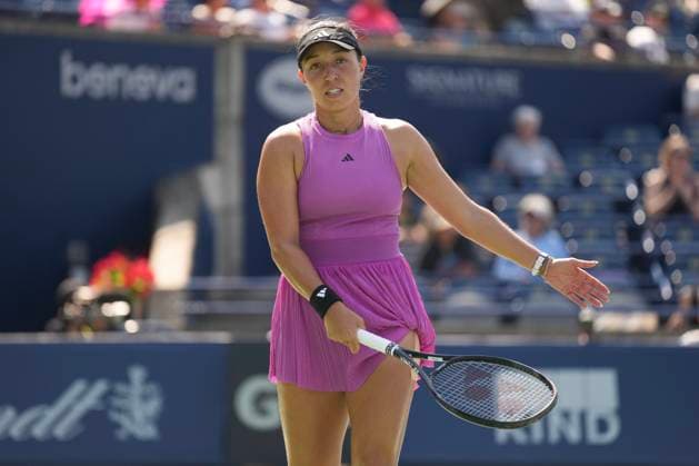 August 9, 2024, Toronto, On, CAN: Jessica Pegula looks over at her coach during her 6-2, 6-4 win over Ashlyn Krueger at the National Bank Open in Toronto on Friday, August 9, 2024. Jessica Pegula  - ZUMAc35_ 20240809_zaf_c35_095 Copyright: xChrisxYoungx
