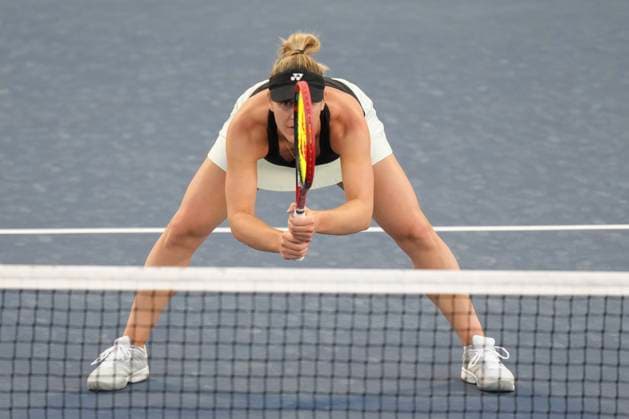 August 9, 2024, Toronto, On, CAN: Gabriela Dabrowski of Canada readies herself for a return as she, and doubles partner Erin Routliffe of Australia play against Magda Linette of Poland and Peyton Stearns of the United States at the National Bank Open in Toronto on Friday, August 9, 2024. Gabriela Dabrowski  - ZUMAc35_ 20240809_zaf_c35_212 Copyright: xChrisxYoungx