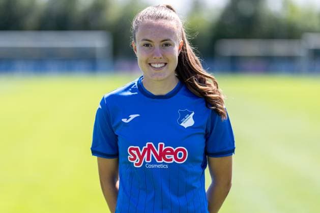 Mara Alber (TSG, 11), Einzelbild, Einzelfoto, Aktion, Action, Porträt, Portrait, 29.07.2024, St.Leon-Rot (Deutschland), Fussball, Frauen, TSG 1899 Hoffenheim Porträttermin 2024 25