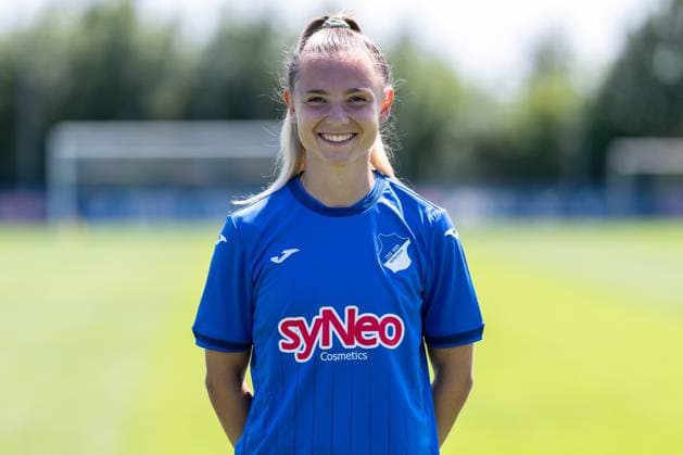Michelle Weiß (Weiss, TSG, 27), Einzelbild, Einzelfoto, Aktion, Action, Porträt, Portrait, 29.07.2024, St.Leon-Rot (Deutschland), Fussball, Frauen, TSG 1899 Hoffenheim Porträttermin 2024 25