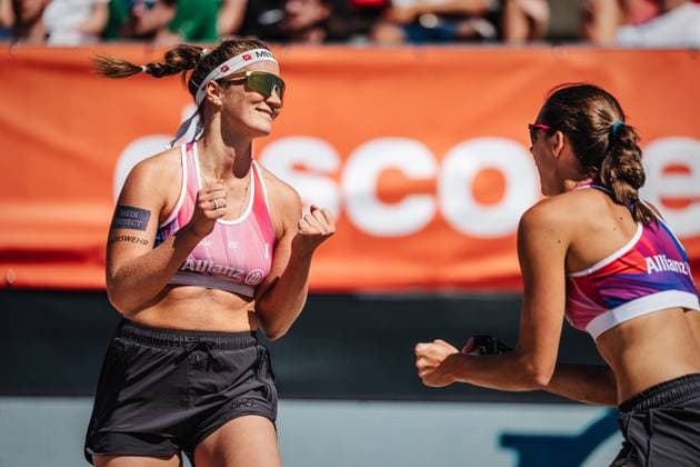 Beachvolleyball Frauen Allianz German Beach Tour 2024 Tourstop Kühlungsborn 10.08.2024 Isabel Schneider freut sich Kühlungsborn Strand an der Seebrücke Mecklenburg-Vorpommern Deutschland