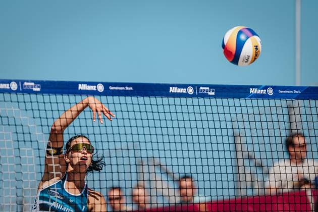 Beachvolleyball Frauen Allianz German Beach Tour 2024 Tourstop Kühlungsborn 10.08.2024 Janne Uhl beim Angriff Kühlungsborn Strand an der Seebrücke Mecklenburg-Vorpommern Deutschland