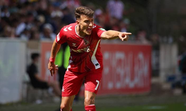 10.08.2024, Fussball, Herren, 2. Bundesliga, Saison 2024 2025, SV 07 Elversberg - 1. FC Köln, Dejan Ljubicic (1. FC Köln) gestikuliert, gibt Anweisungen Elversberg Ursapharm-Arena an der Kaiserlinde Saarland Deutschland (DE)