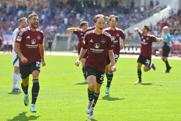Torjubel Caspar JANDER (1.FC Nuernberg) nach Tor zum 1-1,Jubel,Freude,Begeisterung, Aktion Fussball 2.Bundesliga 1.FC Nuernberg - FC Schalke 04 2.Spieltag am 10.08.2023 Max Morlock Stadion Nuernberg, Saison 2024 25.