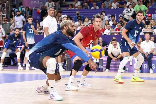 JEUX OLYMPIQUES PARIS 2024 PHOTOPQR LE PARISIEN LP Fred Dugit ; Paris ; 10 08 2024 ; JO Paris 2024 Paris (XVe), le 10 08 2024 Arena Paris Sud Finale de volleyball Hommes France - Pologne Earvin Ngapeth LP Fred Dugit - The Paris 2024 Summer Olympic Games, Olympische Spiele, Olympia, OS (Jul 26-Aug 11, 2024).