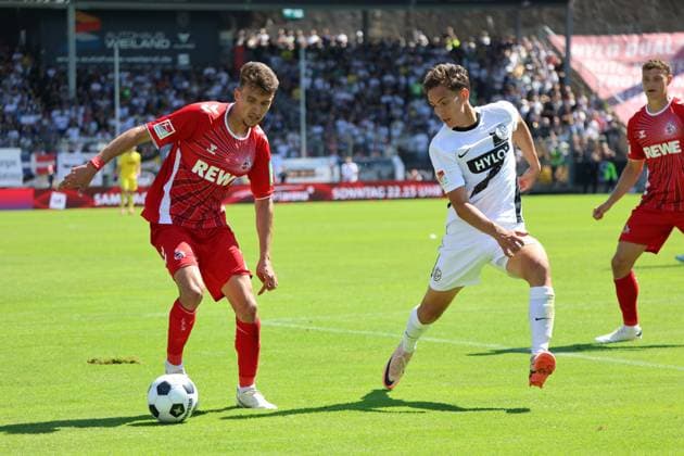 10.08.2024, Fussball, Herren, 2. Bundesliga, Saison 2024 2025, SV 07 Elversberg - 1. FC Köln, Frederik Schmahl (SV 07 Elversberg), Dejan Ljubicic (1. FC Koeln) Elversberg Ursapharm-Arena an der Kaiserlinde Saarland Deutschland (DE)