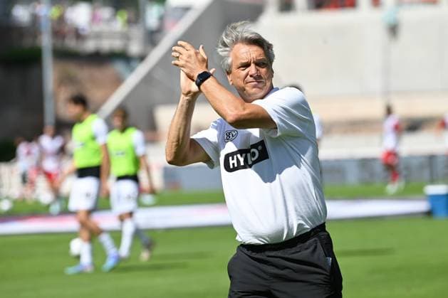 Fussball - 2. Bundesliga - Saison 2024 25 10.08.2024 Ursapharm-Arena SV Elversberg (elv) - 1. FC Köln (k) 2:2 Trainer Horst STEFFEN (SV Elversberg) Fussball - 2. Bundesliga - SV Elversberg