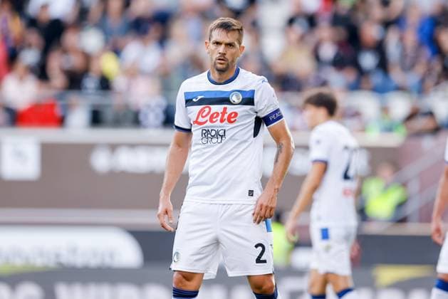 Hamburg, 9. August 2024 - Fußball, Freundschaftsspiel, FC St. Pauli - Atalanta Bergamo: Rafael Toloi (Atalanta Bergamo, 2) DFL REGULATIONS PROHIBIT ANY USE OF PHOTOGRAPHS AS IMAGE SEQUENCES AND OR QUASI-VIDEO.