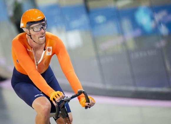 SAINT-QUENTIN-EN-YVELINES - Jan Willem van Schip after the madison final (m) in Track cycling, Rad, Radsport, Bahnrad, Bahn in the Velodrome at the Olympic Games, Olympische Spiele, Olympia, OS ANP REMKO DE WAAL xVIxANPxSportx xxANPxIVx 505707313 originalFilename: 505707313.jpg