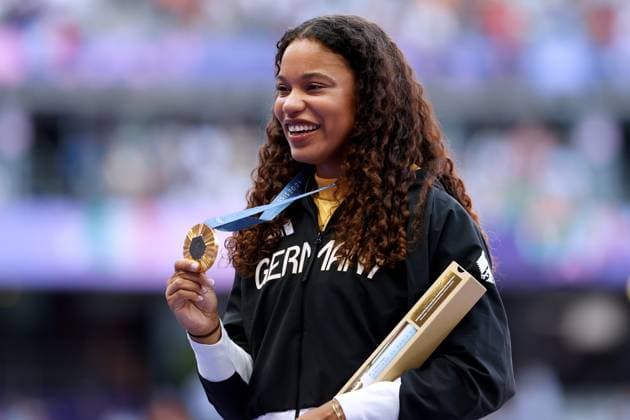 OGUNLEYE Yemisi Team GER Olympiasiegerin 9.Tag Leichtathletik Kugelstossen Siegerehrung Paris Olympische Spiele 2024 10. 08. 2024 Paris Copyright: xLacixPerenyix