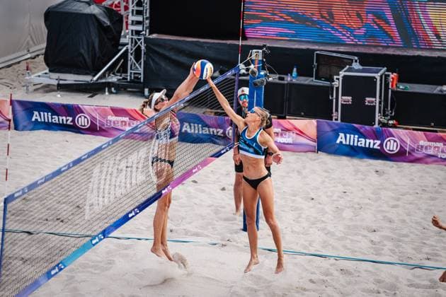 Beachvolleyball Frauen Allianz German Beach Tour 2024 Tourstop Kühlungsborn 10.08.2024 v.l. Sarah Schulz gegen Stefanie Klatt Kühlungsborn Strand an der Seebrücke Mecklenburg-Vorpommern Deutschland