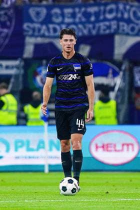 Linus Gechter (Hertha BSC, 44) GER, Hamburger SV vs. Hertha BSC, Fussball, 2. Bundesliga, Spieltag 2, Saison 2024 2025, 10.08.2024 DFL REGULATIONS PROHIBIT ANY USE OF PHOTOGRAPHS AS IMAGE SEQUENCES AND OR QUASI-VIDEO GER, Hamburger SV vs. Hertha BSC, Fussball, 2. Bundesliga, Spieltag 2, Saison 2024 2025, 10.08.2024 Hamburg