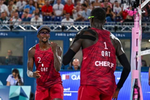 Olympische Spiele Beach volleyball, Beachvolleyball ; Paris 10.08.2024 Beach Volleyball, Spiel um Platz 3, QAT_NOR; Cherif Younousse , 2 Ahmed Tijan, Copyright: xBEAUTIFULxSPORTS TomxBlochx