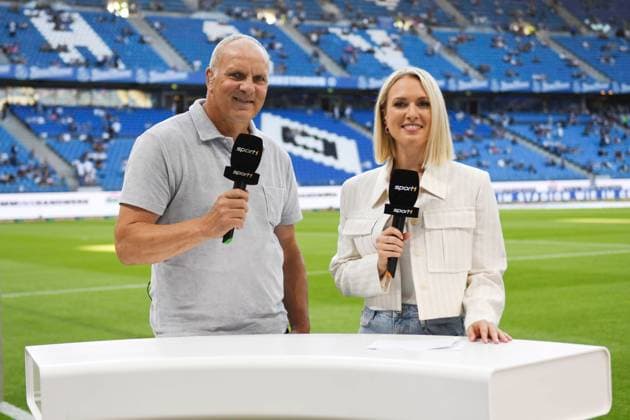 GER; 2. FBL,, Hamburger SV vs Hertha BSC 10.08.2024, Volksparkstadion, Hamburg, GER; 2. FBL, Hamburger SV vs Hertha BSC im Bild 1 Moderation