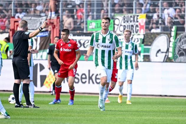 11.08.2024, Fussball, 2. Bundesliga, 2. Spieltag Saison 2024 2025, Preußen Münster - Hannover 96, Niko Koulis (SC Preussen Münster) xRHR-FOTO TKx