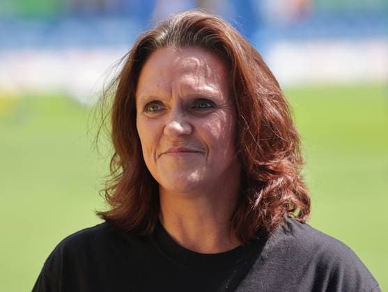 Praesidentin Nicole Kumpis (Eintracht Braunschweig) Fussball, Herren, Saison 2024 2025 2.BL, Eintracht Stadion, Eintracht Braunschweig gegen 1.FC Magdeburg, 1-3 DFL REGULATIONS PROHIBIT ANY USE OF PHOTOGRAPHS AS IMAGE SEQUENCES AND OR QUASI-VIDEO.