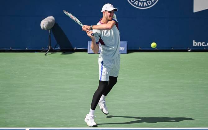 August 11, 2024, Montreal, Pq, Canada: Hubert Hurkacz of Poland plays a shot Alexei Popyrin of Australia during their quarter-final match at the National Bank Open tennis tournament in Montreal, Sunday, August 11, 2024. Alexei Popyrin, Hubert Hurkacz,  - ZUMAc35_ 20240811_zaf_c35_023 Copyright: xGrahamxHughesx