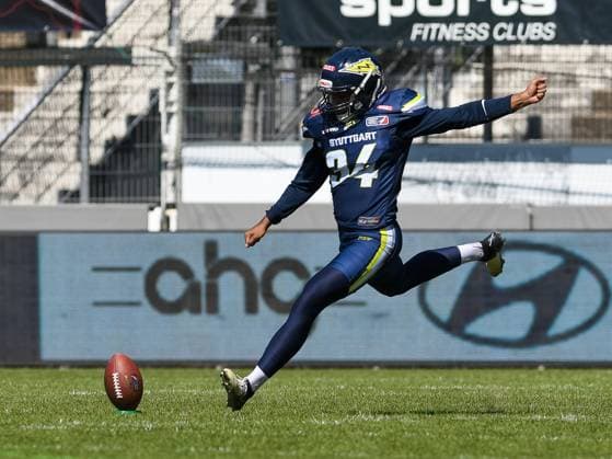 Lenny Krieg (Stuttgart Surge 34, Stuttgart Surge vs. Raiders Tirol, American Football, European League of Football, Spieltag 12, Saison 2024, 11.08.2024, Stuttgart Surge vs. Raiders Tirol, American Football, European League of Football, Spieltag 12, Saison 2024, 11.08.2024 Stuttgart Copyright: xEibner-Pressefoto FlorianxSchustx EP_FSU