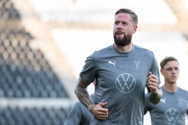 240812 Pontus Jansson during a training session with Malmö FF on August 12, 2024 in Thessaloniki. Photo: Mathilda Ahlberg BILDBYRAN kod MA MA0702 fotboll football soccer fotball champions league malmö ff bbeng Copyright: MATHILDAxAHLBERG BB240812MA057