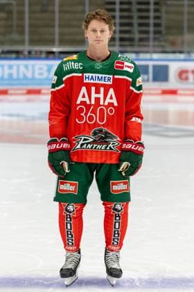 Kristian Blumenschein 8 (Augsburger Panther), Mannschafts und Portraitbilder, Augsburger Panther, Saison 2024 2025, Eishockey, Penny-DEL, 12.08.2024 Augsburg Bayern Deutschland