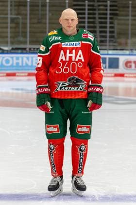 Denis Reul 29 (Augsburger Panther), Mannschafts und Portraitbilder, Augsburger Panther, Saison 2024 2025, Eishockey, Penny-DEL, 12.08.2024 Augsburg Bayern Deutschland
