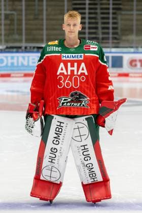 Konrad Fiedler 34 (Augsburger Panther), Mannschafts und Portraitbilder, Augsburger Panther, Saison 2024 2025, Eishockey, Penny-DEL, 12.08.2024 Augsburg Bayern Deutschland