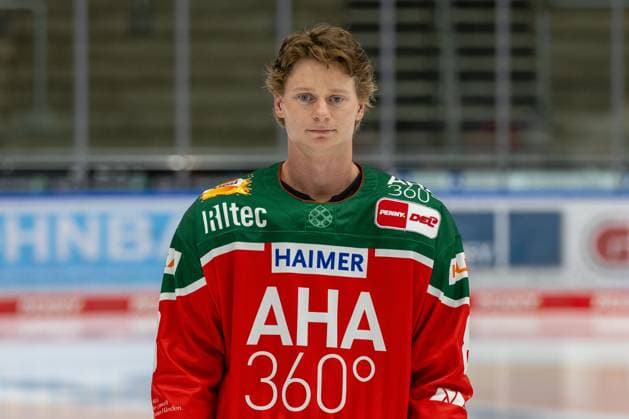 Kristian Blumenschein 8 (Augsburger Panther), Mannschafts und Portraitbilder, Augsburger Panther, Saison 2024 2025, Eishockey, Penny-DEL, 12.08.2024 Augsburg Bayern Deutschland