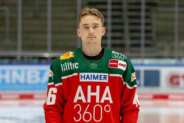 Moritz Elias 46 (Augsburger Panther), Mannschafts und Portraitbilder, Augsburger Panther, Saison 2024 2025, Eishockey, Penny-DEL, 12.08.2024 Augsburg Bayern Deutschland