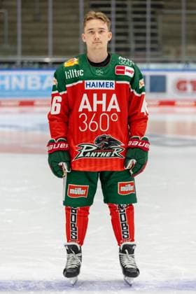 Moritz Elias 46 (Augsburger Panther), Mannschafts und Portraitbilder, Augsburger Panther, Saison 2024 2025, Eishockey, Penny-DEL, 12.08.2024 Augsburg Bayern Deutschland