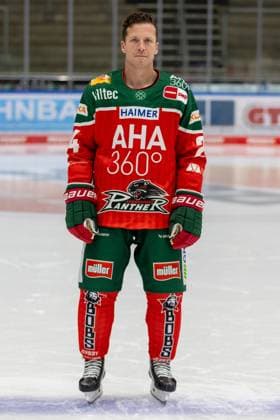 T.J. Trevelyan 24 (Augsburger Panther), Mannschafts und Portraitbilder, Augsburger Panther, Saison 2024 2025, Eishockey, Penny-DEL, 12.08.2024 Augsburg Bayern Deutschland