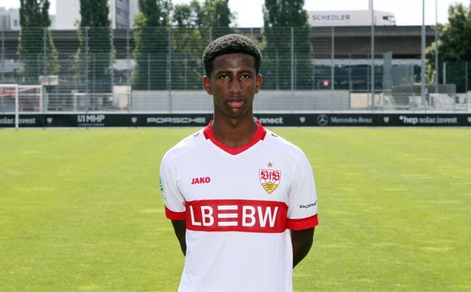 Stuttgart , Fototermin , Mareg Rohm ; VfB Stuttgart U19; DFB-Nachwuchsliga; Porträttermin 2024 2025