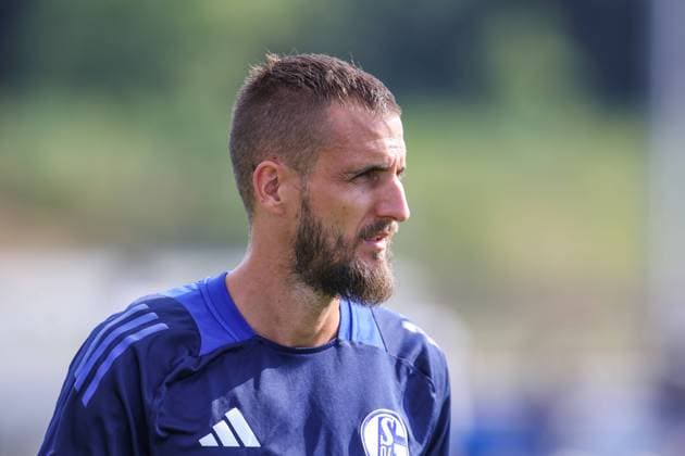 13.08.2024, Fussball, Saison 2024 2025, 2. Bundesliga, Training FC Schalke 04, Dominick Drexler (FC Schalke 04) Gelsenkirchen NRW Deutschland xRHR-FOTO TRx *** 13 08 2024, Football, Season 2024 2025, 2 Bundesliga, Training FC Schalke 04, Dominick Drexler FC Schalke 04 Gelsenkirchen NRW Germany xRHR PHOTO TRx Copyright: TimxRehbein RHR-FOTOx RHR-FOTO TR