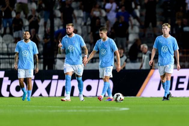 240813 Pontus Jansson, Lasse Berg Johnsen and Nils Zätterström of Malmö FF look dejected after 1-1 the UEFA Champions League football match between PAOK and Malmö FF on August 13, 2024 in Thessaloniki. Photo: Mathilda Ahlberg BILDBYRAN kod MA MA0703 fotboll football soccer fotball champions league paok malmö ff bbeng bbauto depp Copyright: MATHILDAxAHLBERG BB240813MA031