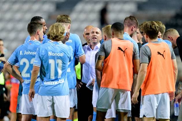 240813 Head coach Henrik Rydström of Malmö FF during a cooling break at the UEFA Champions League football match between PAOK and Malmö FF on August 13, 2024 in Thessaloniki. Photo: Mathilda Ahlberg BILDBYRAN kod MA MA0703 fotboll football soccer fotball champions league paok malmö ff bbeng Copyright: MATHILDAxAHLBERG BB240813MA034
