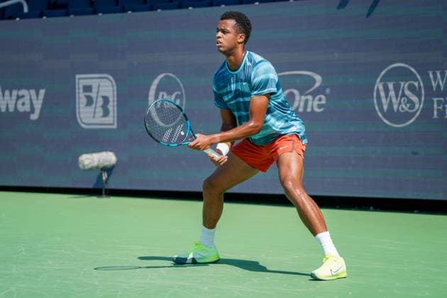 Cincinnati Open: First Round Matches Giovanni Mpetshi Perricard is playing during his first-round match at the Cincinnati Open tennis tournament in Mason, Ohio, on August 13, 2024. Mason Ohio United States  Copyright: xJasonxWhitmanx originalFilename:whitman-cincinna240813_nputr.jpg