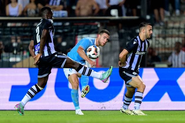240813 Gabriel Busanello of Malmö FF during the UEFA Champions League football match between PAOK and Malmö FF on August 13, 2024 in Thessaloniki. Photo: Mathilda Ahlberg BILDBYRAN kod MA MA0703 fotboll football soccer fotball champions league paok malmö ff bbeng Copyright: MATHILDAxAHLBERG BB240813MA057