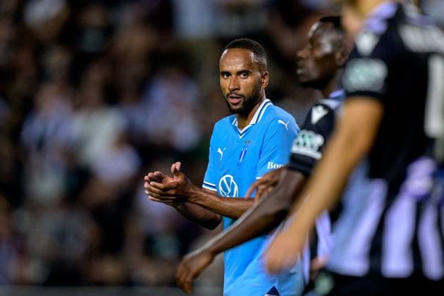 240813 Isaac Kiese Thelin of Malmö FF during the UEFA Champions League football match between PAOK and Malmö FF on August 13, 2024 in Thessaloniki. Photo: Mathilda Ahlberg BILDBYRAN kod MA MA0703 fotboll football soccer fotball champions league paok malmö ff bbeng Copyright: MATHILDAxAHLBERG BB240813MA081