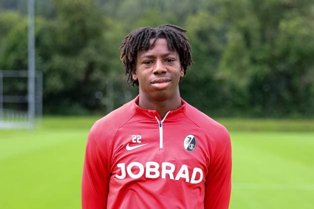 Johan Manzambi , Fussball, Regionalliga Suedwest, SC Freiburg II, Mannschaftsvorstellung, 04.07.2024, Freiburger Fußballschule, Freiburg im Breisgau, Deutschland Freiburg im Breisgau Freiburger Fußballschule Baden-Wuerttemberg Deutschland Copyright: xGrantxHubbsx
