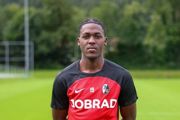 Franci Bouebari , Fussball, Regionalliga Suedwest, SC Freiburg II, Mannschaftsvorstellung, 04.07.2024, Freiburger Fußballschule, Freiburg im Breisgau, Deutschland Freiburg im Breisgau Freiburger Fußballschule Baden-Wuerttemberg Deutschland Copyright: xGrantxHubbsx