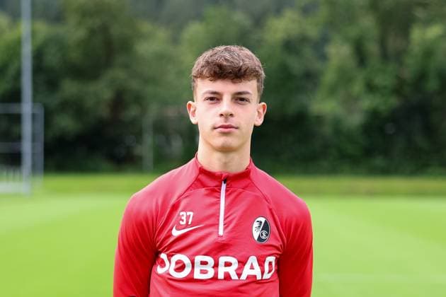 Ruben Müller , Fussball, Regionalliga Suedwest, SC Freiburg II, Mannschaftsvorstellung, 04.07.2024, Freiburger Fußballschule, Freiburg im Breisgau, Deutschland Freiburg im Breisgau Freiburger Fußballschule Baden-Wuerttemberg Deutschland Copyright: xGrantxHubbsx