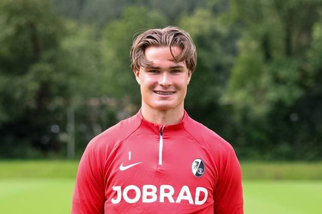 Jaaso Jantunen , Fussball, Regionalliga Suedwest, SC Freiburg II, Mannschaftsvorstellung, 04.07.2024, Freiburger Fußballschule, Freiburg im Breisgau, Deutschland Freiburg im Breisgau Freiburger Fußballschule Baden-Wuerttemberg Deutschland Copyright: xGrantxHubbsx